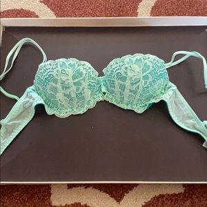 Victoria Secret push up bra